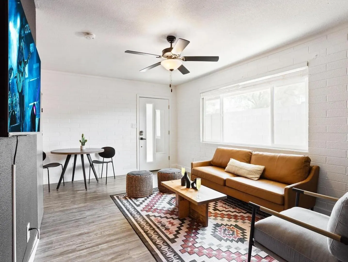 Villa Quad Social-4 Unit Combo-Entertainment District Scottsdale