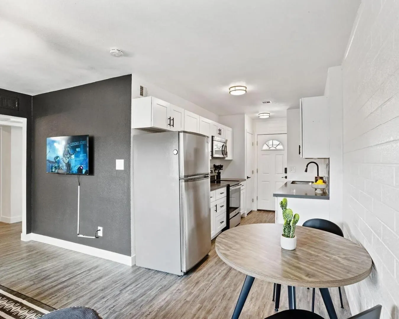 Villa Quad Social-4 Unit Combo-Entertainment District Scottsdale