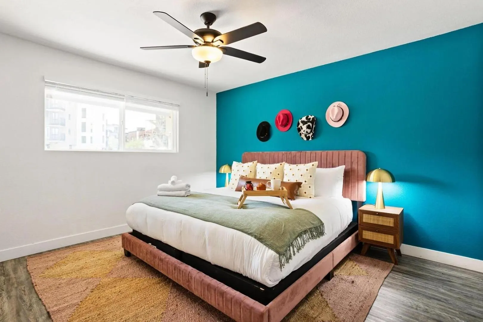 Villa Quad Social-4 Unit Combo-Entertainment District Scottsdale